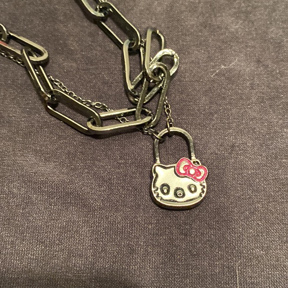 Brand new hello kitty chain necklace - Picture 2 of 3